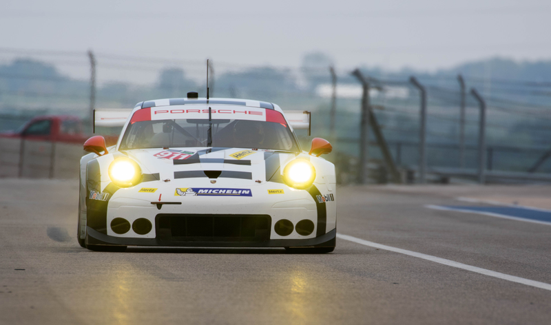 Illustration for article titled This Is Your Lone Star Le Mans Uber-Huge Photo Gallery